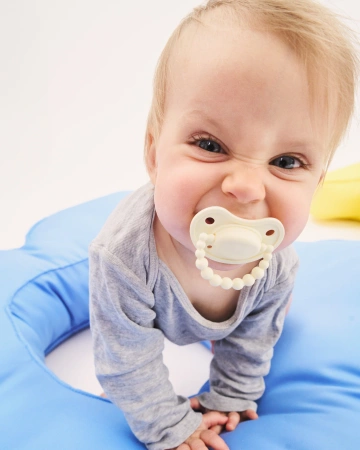 LUU Kids - Smoczek pozycjonujący - Creamy Lemon