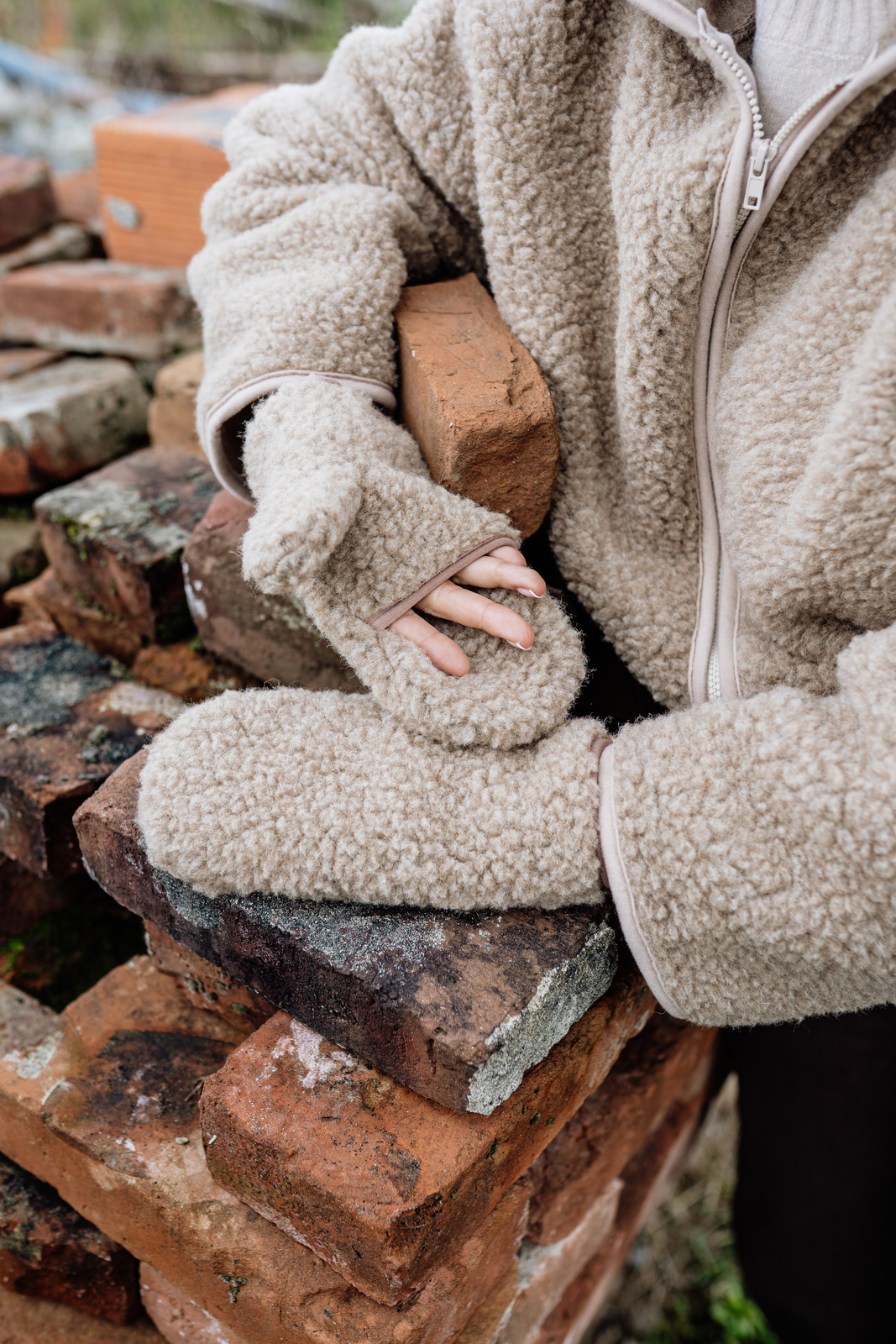 Mimimi - rękawiczki damskie z wełny merino - beż