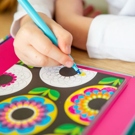 Tiger Tribe Zestaw Kolorowanek 3D – Tęczowe Sny