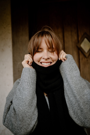 Mimimi - Szalik gładki z wełny merino - czarny