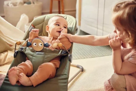 BABYBJORN - leżaczek BLISS Woven, Petal Quilt, Ciemnozielony