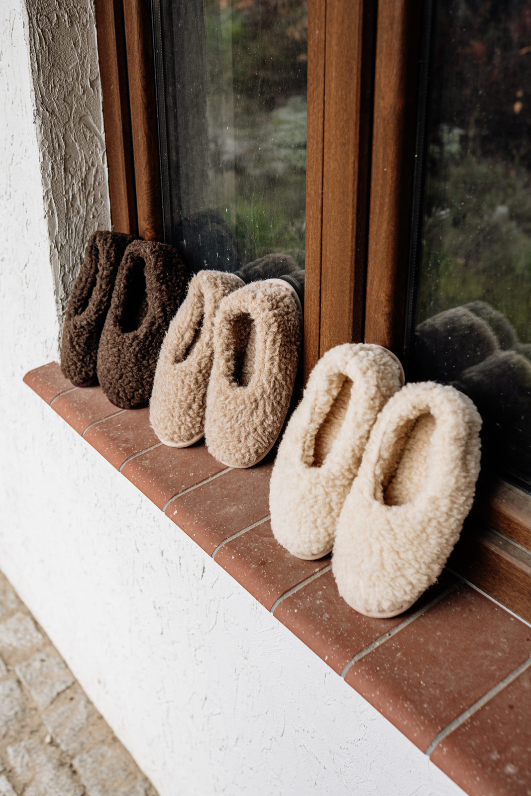 Mimimi -  kapcie z wełny merino - almond