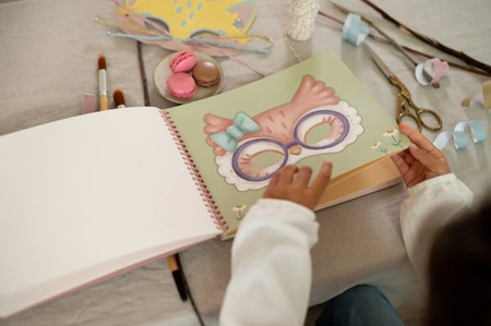 Little Dutch Kreatywny zeszyt z nożyczkami Rosa & Friends