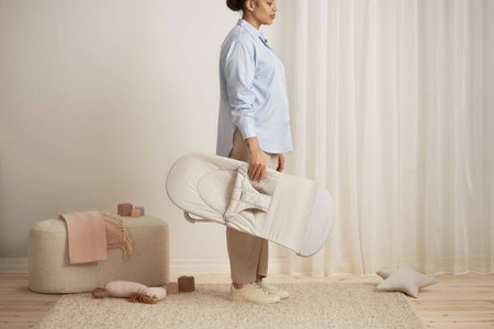 BABYBJORN - leżaczek BALANCE SOFT WOVEN/JERSEY Tri Fabric, Jasny Beż + zabawka do leżaczka - Googly Eyes