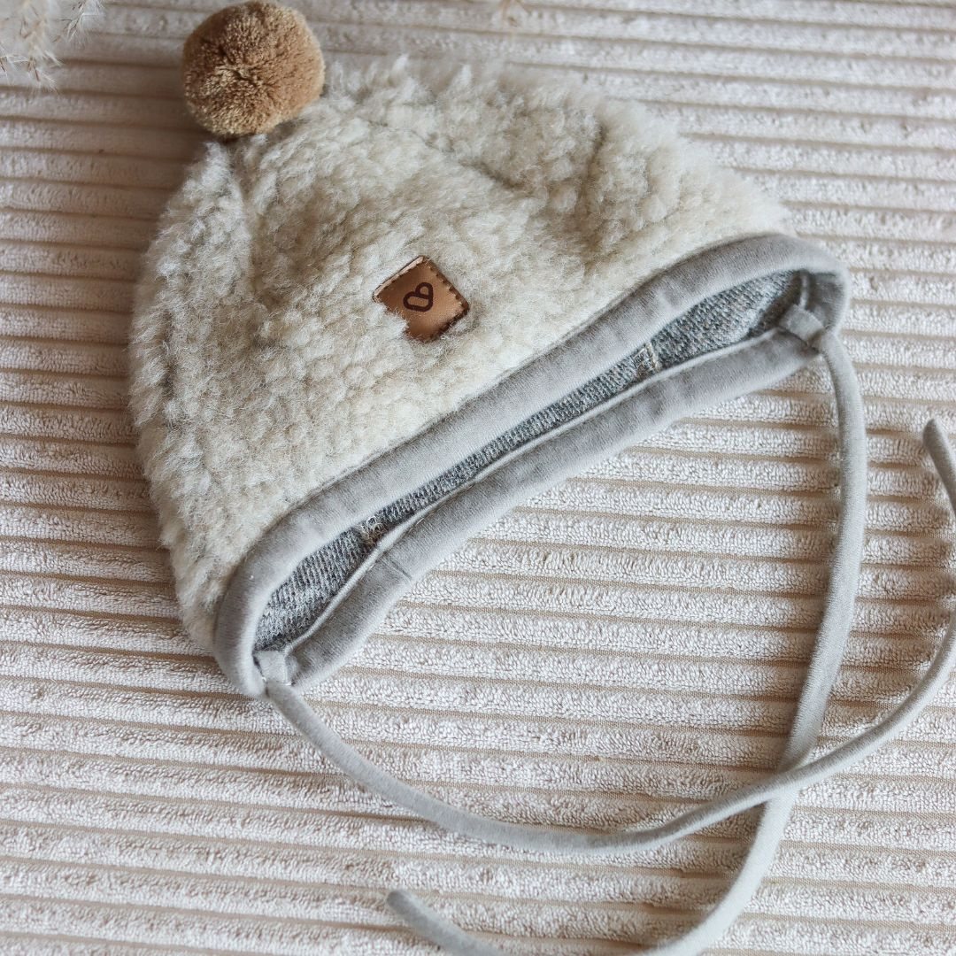 Zaffiro - Czapeczka Tulip wełniana Nevada Beige