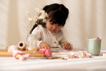 Little Dutch Książeczka z naklejkami Rosa na zakupach