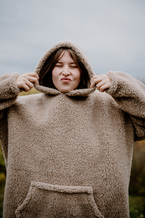 Mimimi - Hoodie bluza z wełny merino - beż