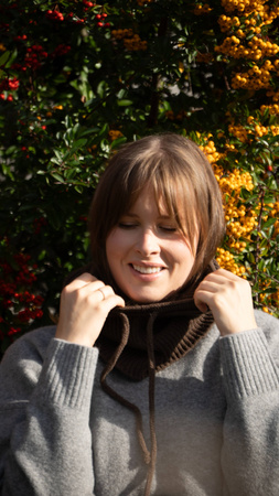 Mimimi - Balaclava kominiarka damska z wełny merino - espresso