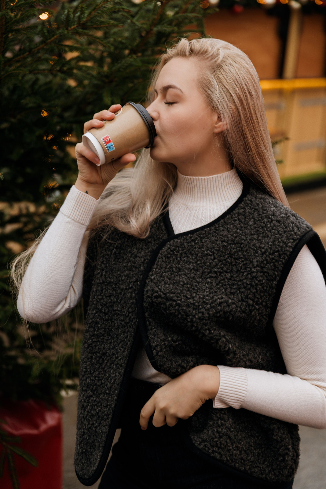 Mimimi - Kamizelka z wełny merino - czarna