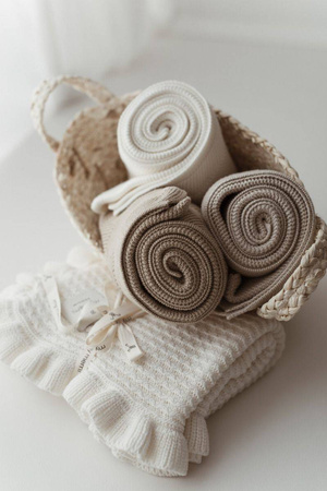 My Memi - Bambusowy kocyk z falbanką 85x105 - light beige