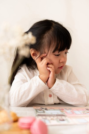 Little Dutch Książeczka z naklejkami Rosa na zakupach