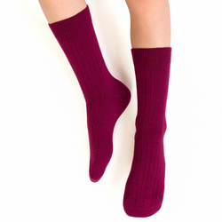 Steven - Skarpetki z wełny merynosów bezuciskowe w prążki dziecięce - bordowy