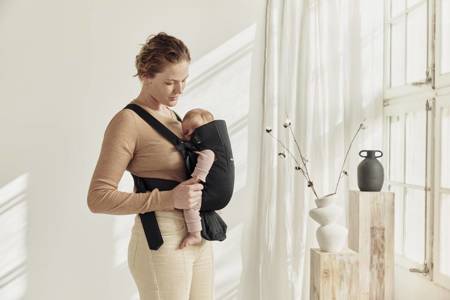 BABYBJORN MINI 3D Mesh – nosidełko, Czarny