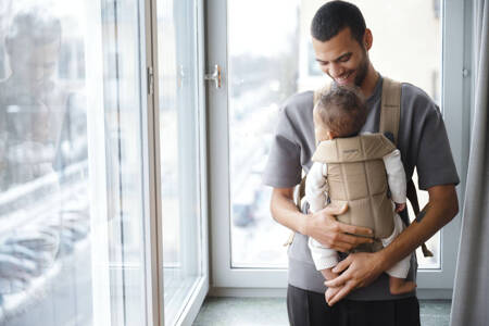 BABYBJORN MINI Woven – nosidełko, Beige