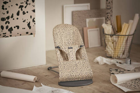 BABYBJORN - leżaczek BLISS WOVEN - Beige/Dark grey print