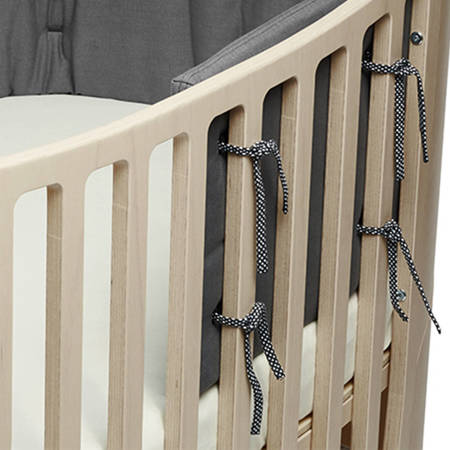 LEANDER - ochraniacz do łóżeczka Classic™ Baby 0-3 lata, szary