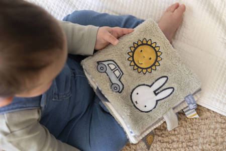 Tiamo Miffy Duża książeczka sensoryczna Fluffy Green NIJN924