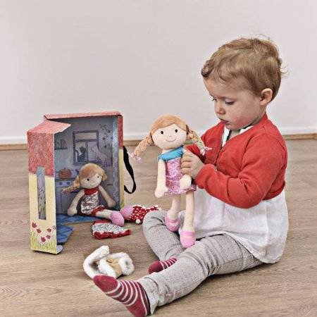 Walizka z ubraniami z lalką Oliwią | Egmont Toys®